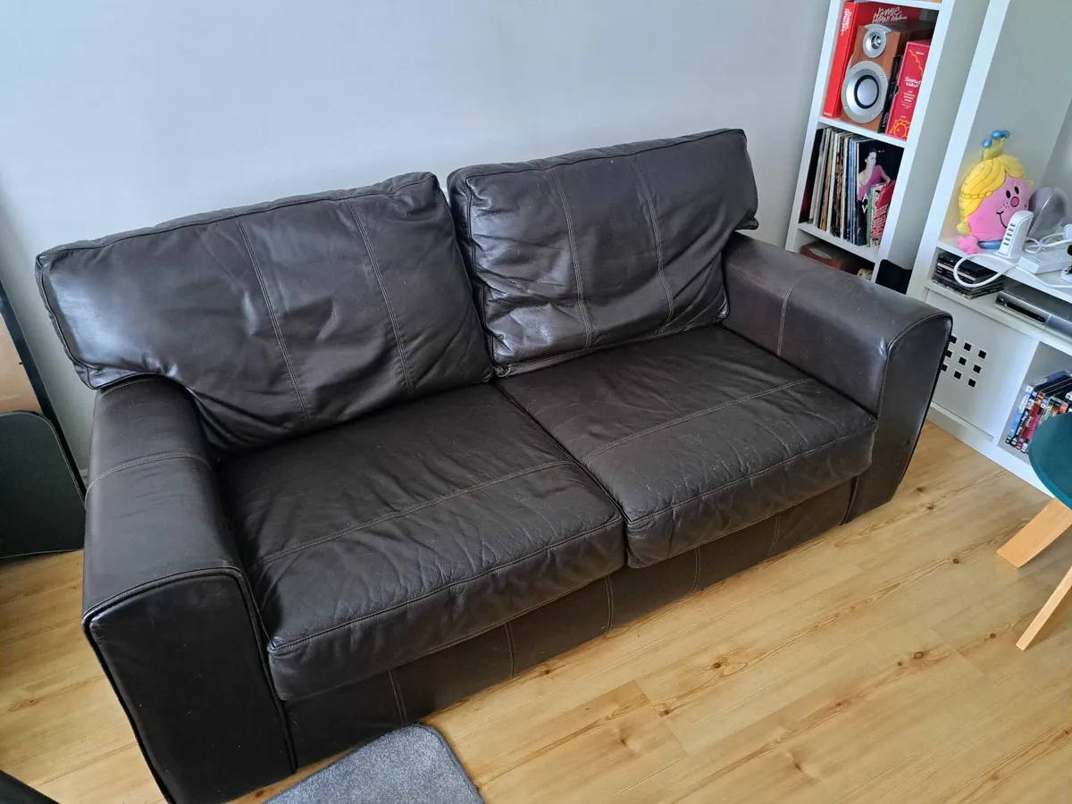 Leather Sofas for Sale 3 + 2 Seater - Image 4