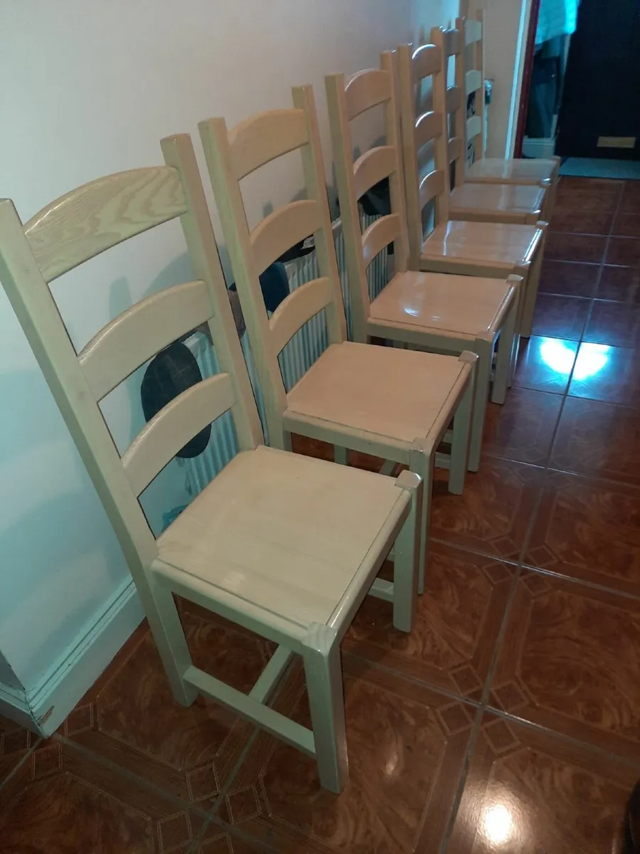 Kitchen chairs - Image 3