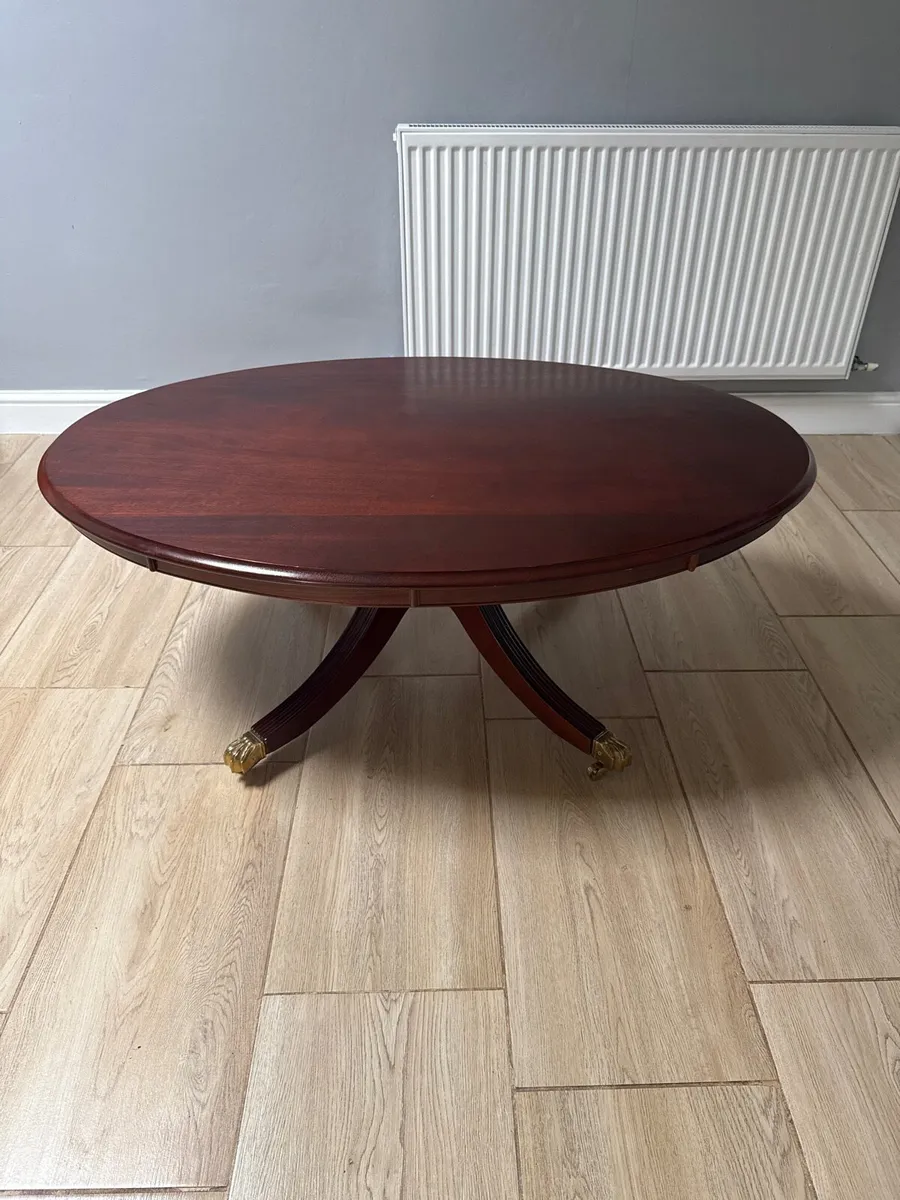 Luxury Mahogany Wood Coffee table - Image 1