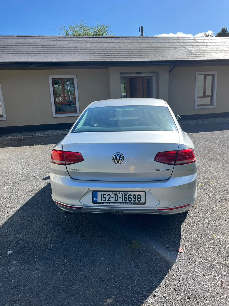 Volkswagen Passat - Image 4