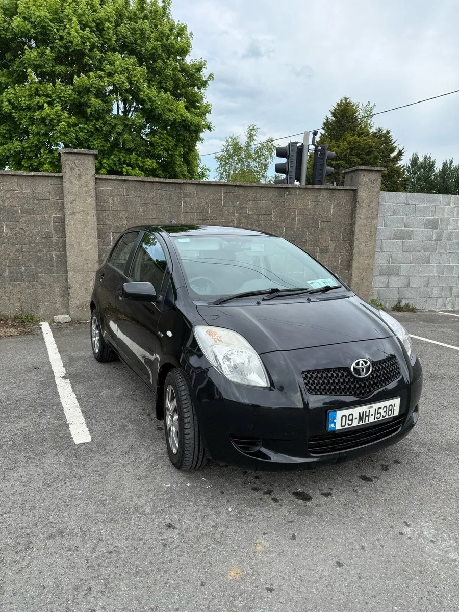 QUICK SALE TOYOTA YARIS 2009 1.4 DIESEL MANUAL - Image 2