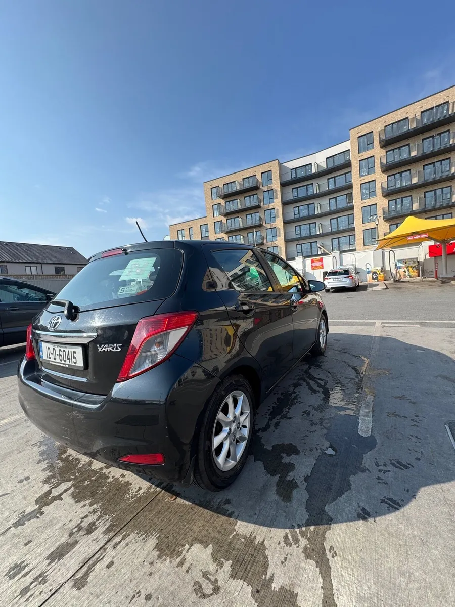 Toyota yaris - Image 3