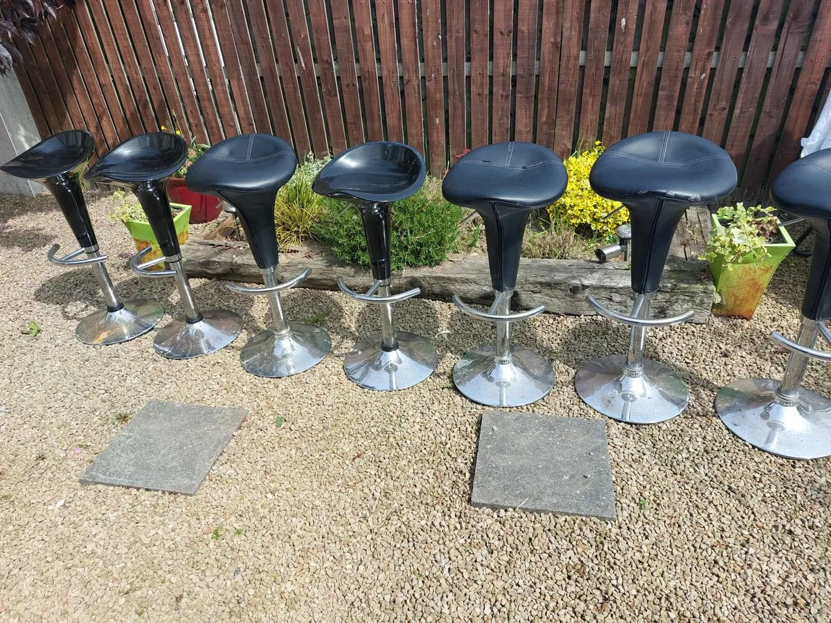 Kitchen island stools. - Image 2