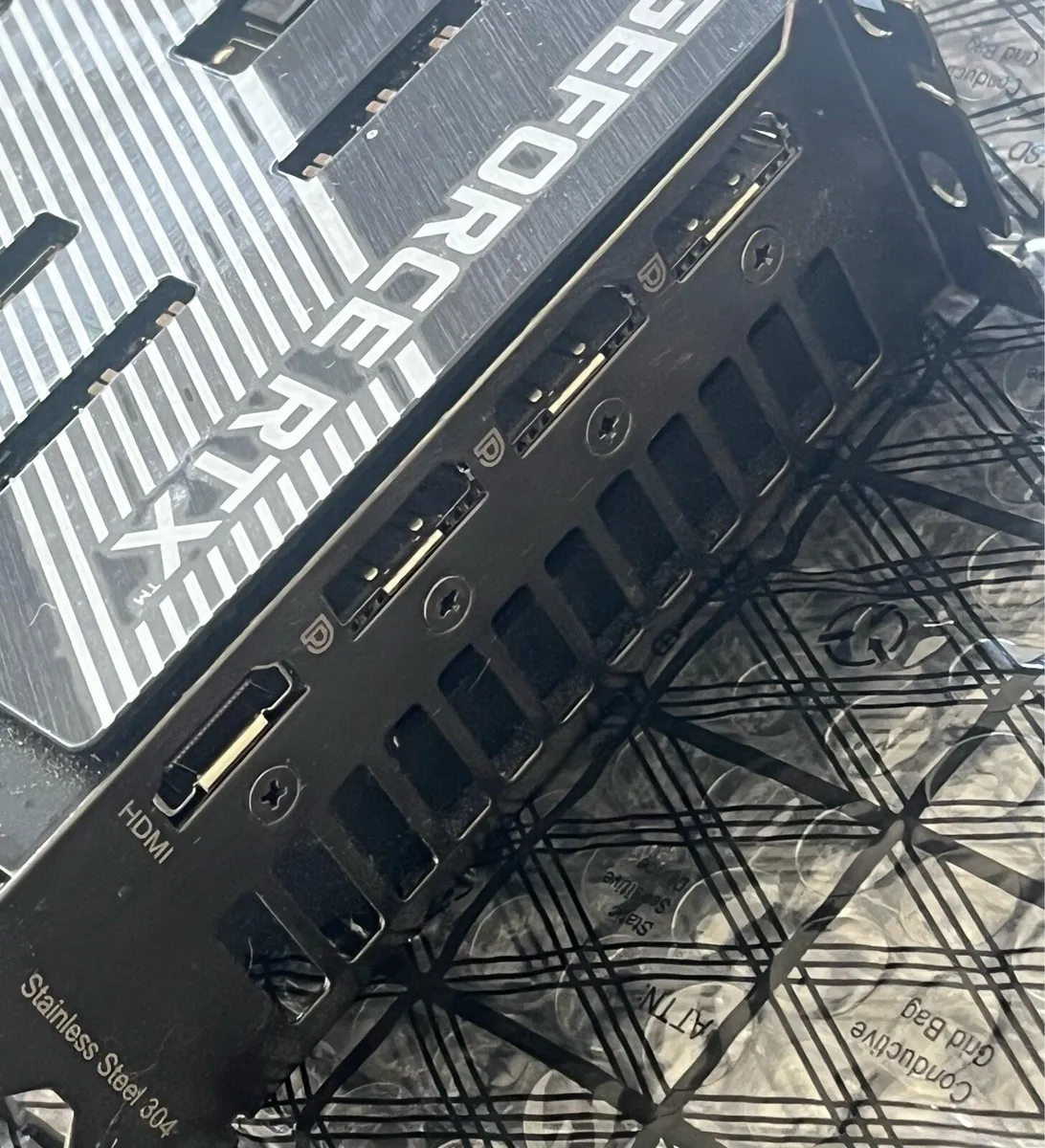 ASUS 12GB RTX 3060 | Excellent Condition - Image 4