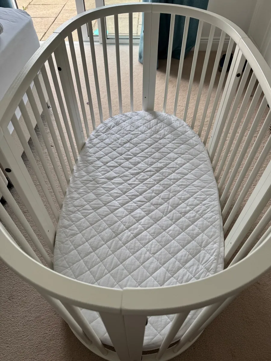 Stokke Sleepi Cot - Image 4