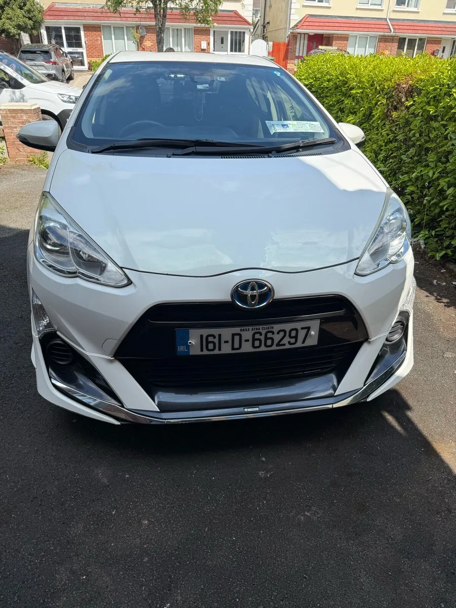 Toyota aqua s package hybrid 2016 automatic - Image 1