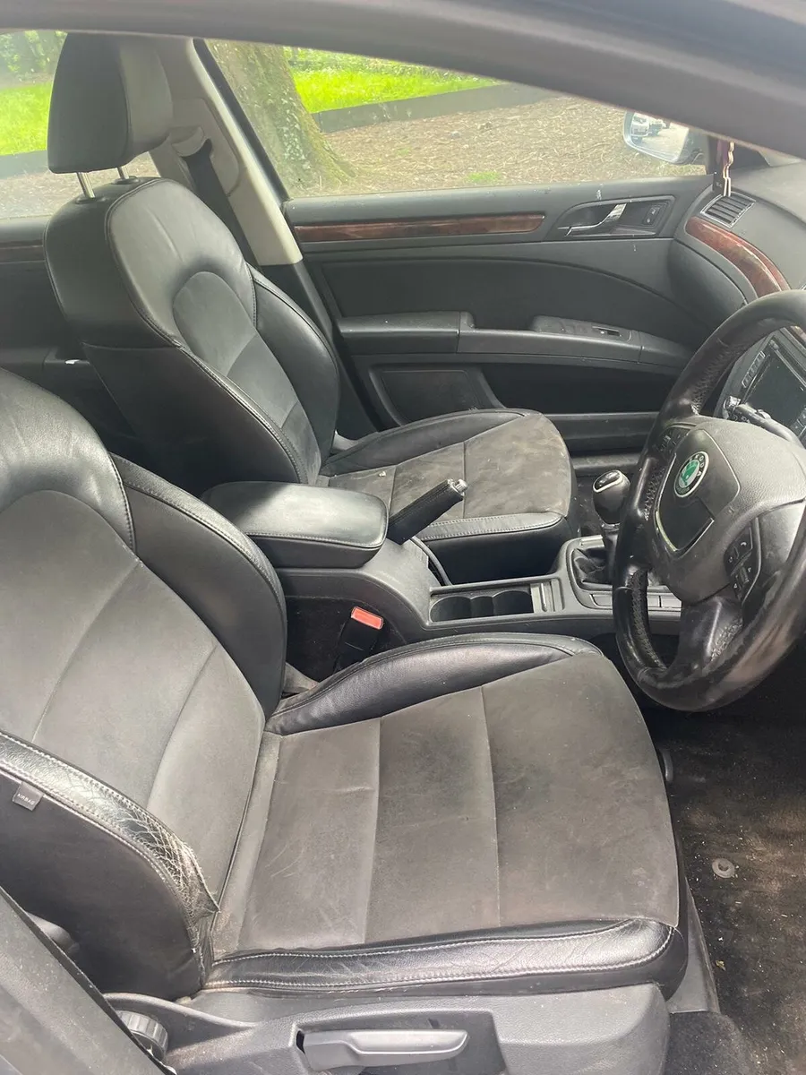 09 skoda superd hiline - Image 2