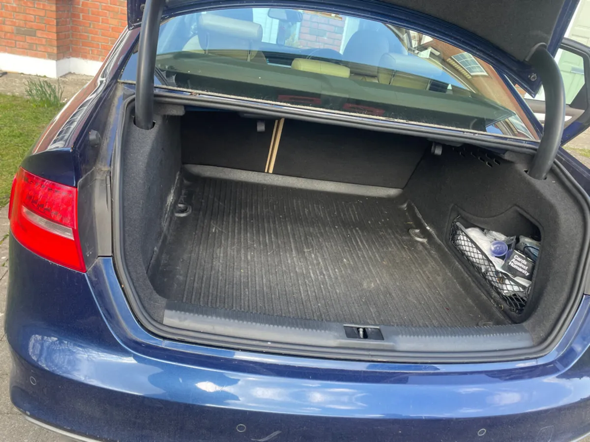 2015 Audi A4 s-line trim - Image 4