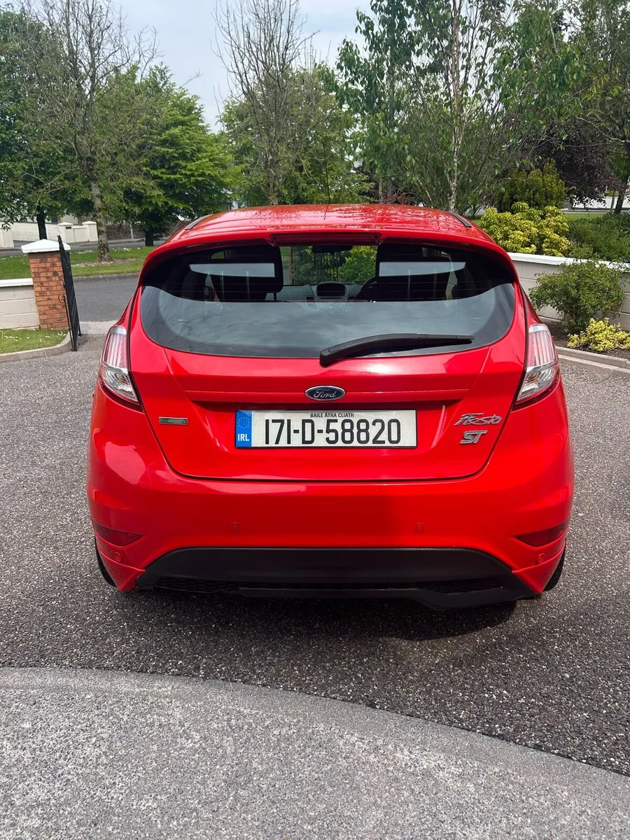FORD FIESTA ST LINE - Image 4