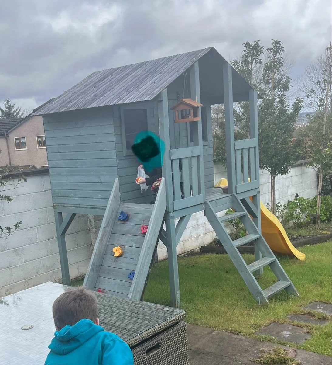Kids tree house with slide & climbing wall - Image 3