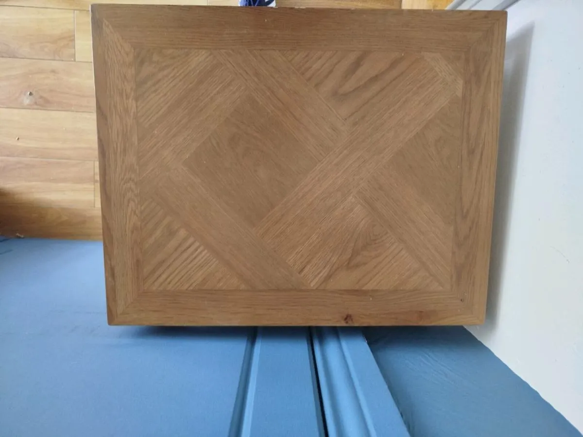 Sitting room side table - Image 2