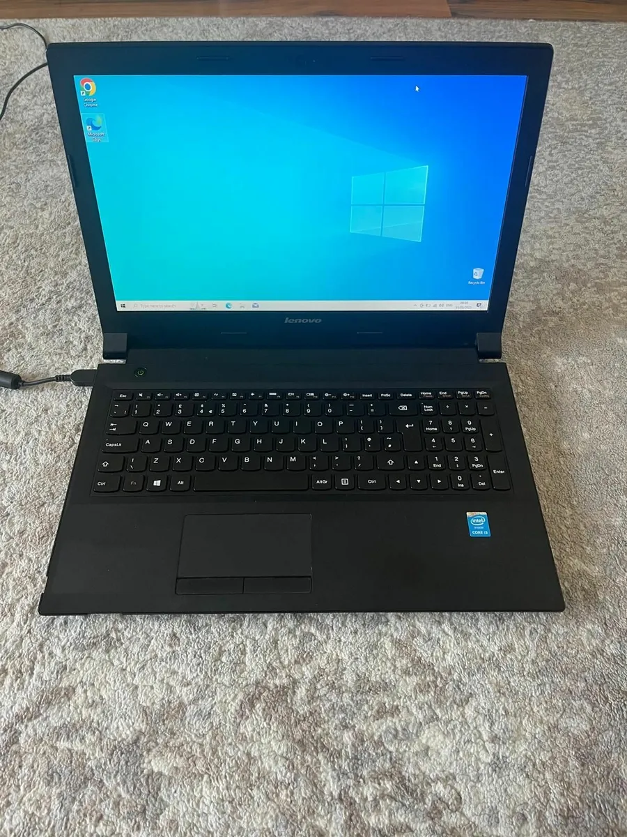 Laptop Lenovo 80LT Intel Core i3 - Image 1