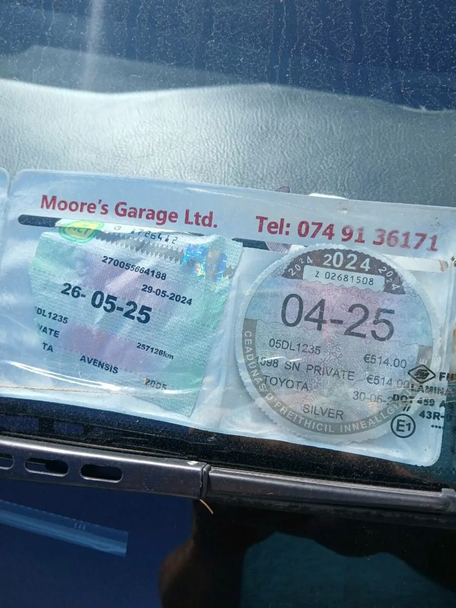 2005 toyota avensis - Image 4