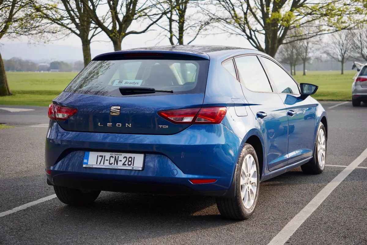 SEAT Leon 2017 - Perfect Condition - Image 2