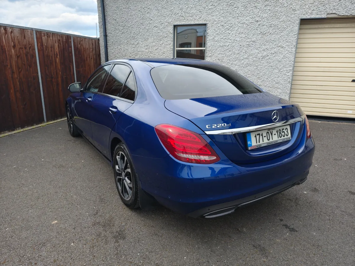 Mercedes-Benz C220D auto low km 2017 - Image 4