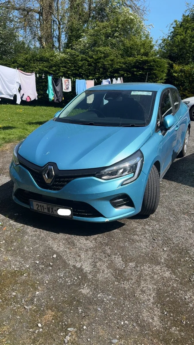 2021 Renault Clio Dynamique 1.5 DCI Celadon Blue - Image 1