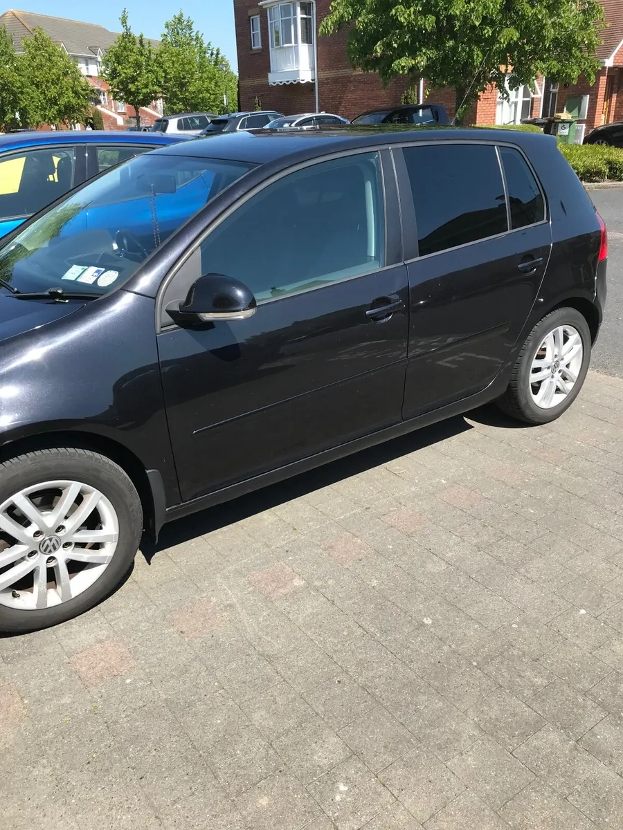 Volkswagen Golf 2007 1.4 petrol,manual - Image 4