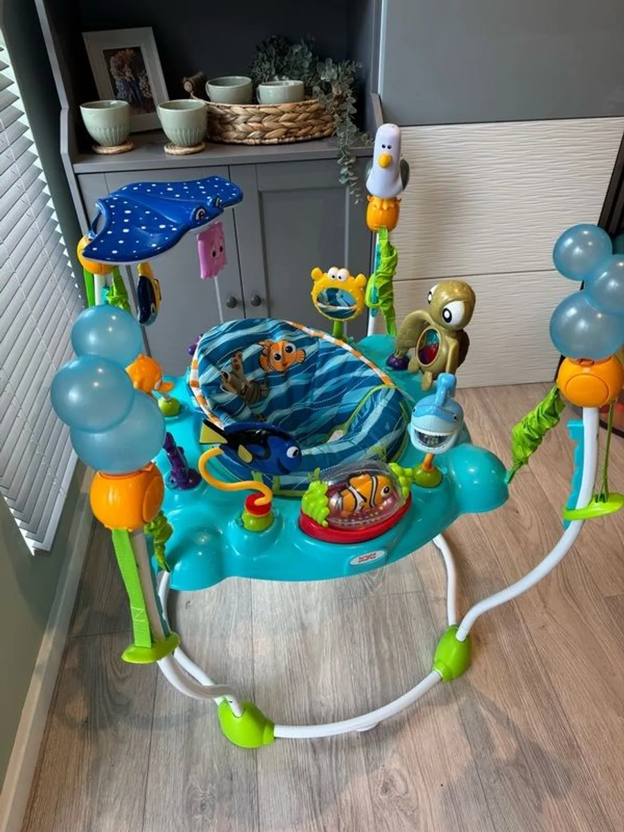 Finding Nemo Baby Bouncer - Image 1