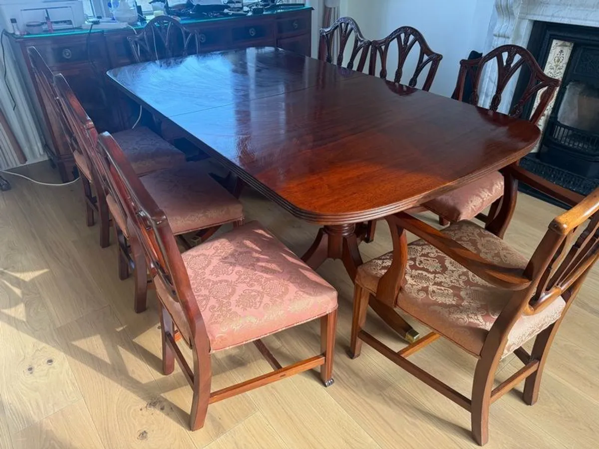 dining table - Image 4