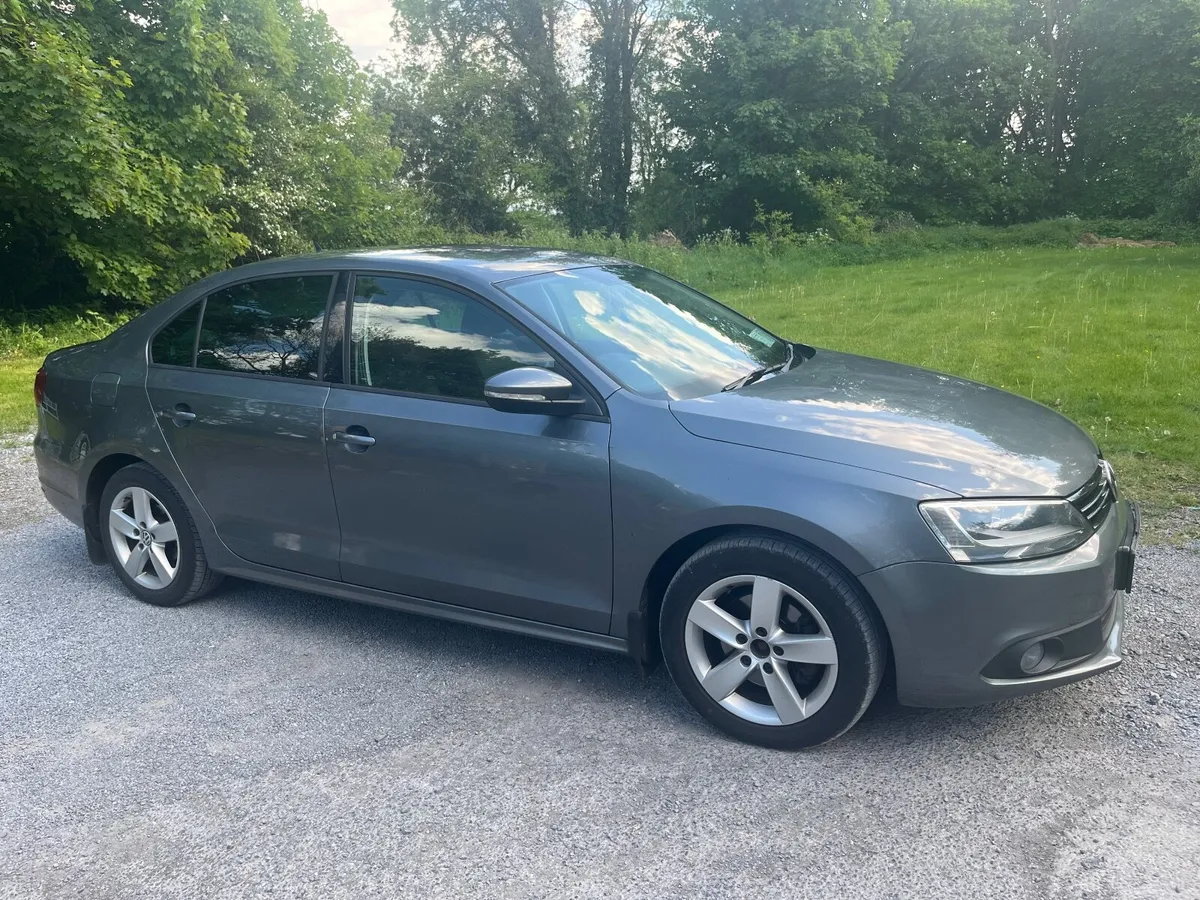 Volkswagen Jetta 2014 - Image 1