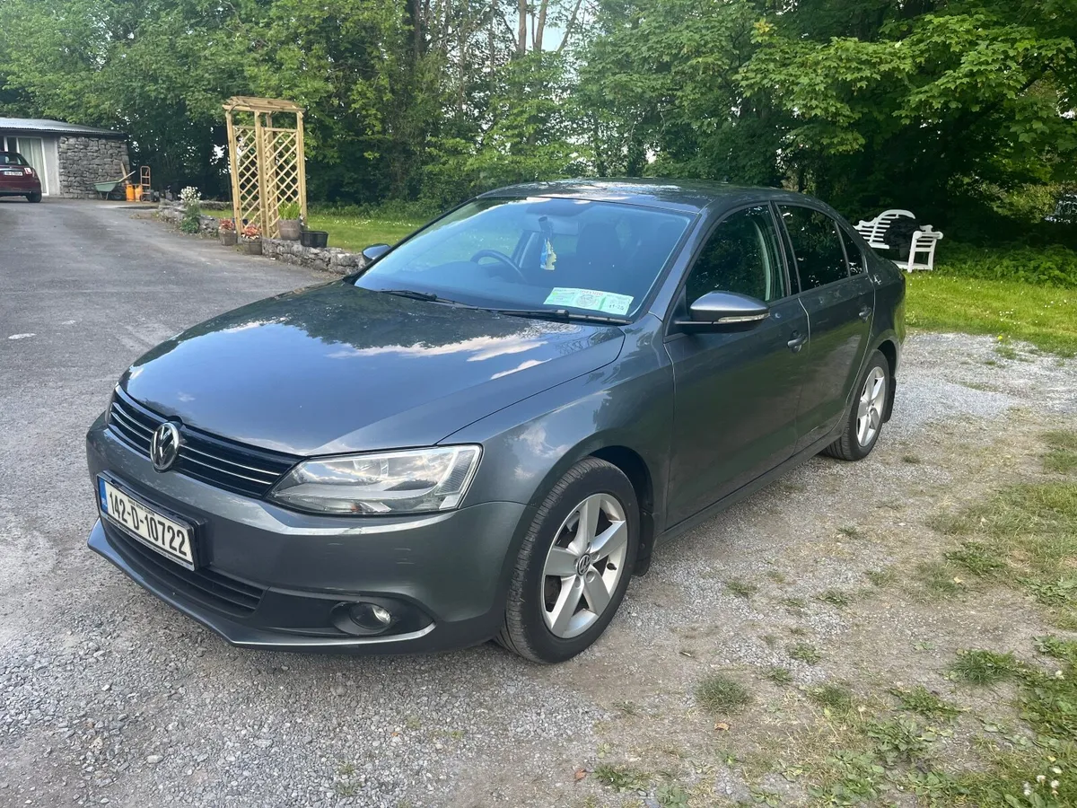 Volkswagen Jetta 2014 - Image 3