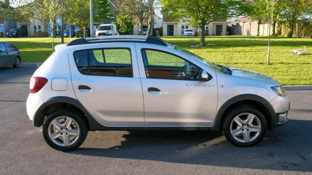Dacia Sandero Stepway 2015 | Low Mileage - Image 1