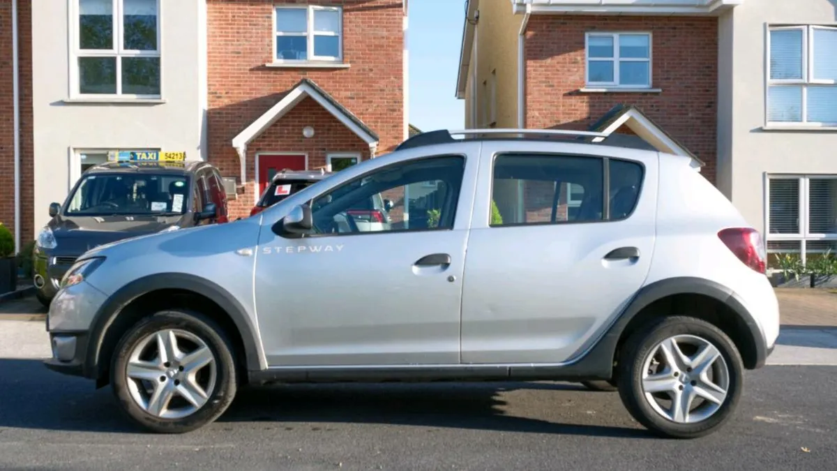 Dacia Sandero Stepway 2015 | Low Mileage - Image 3