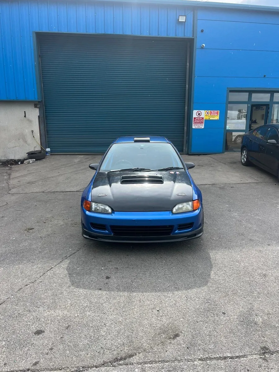 Honda civic 1.6 top spec for hire - Image 4