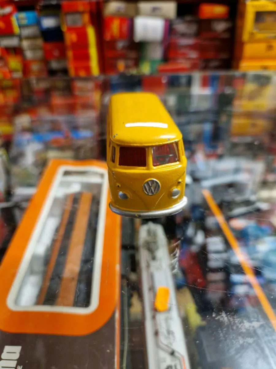 Corgi VW Van - Image 2