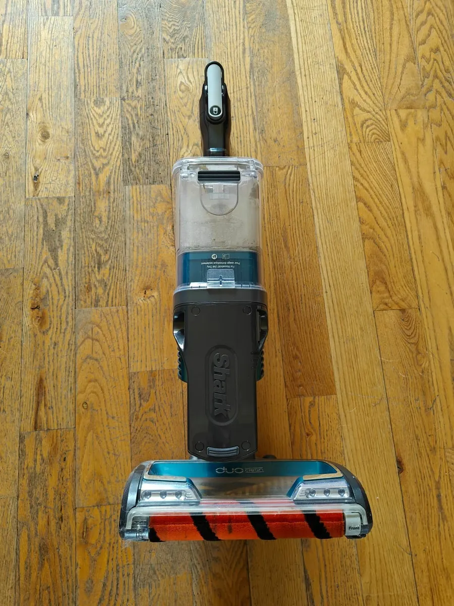 Shark Anti-Hair Cordless Vacuum IZ201UK - Image 4