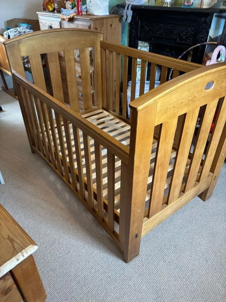 Boori Country Collection Cot bed (newborn to age 4) - Image 2