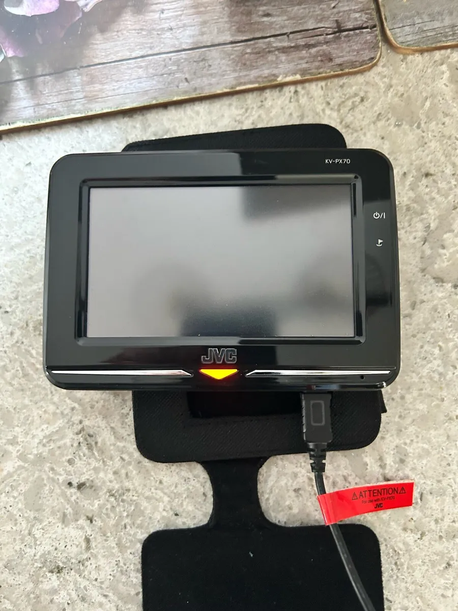JVC MEDION EUROPE & USA car sat nav - Image 2