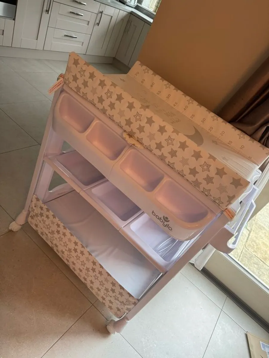 Babylo Bath & Baby Changing Table - Image 2