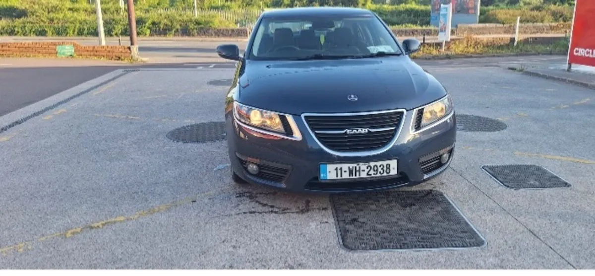 Saab 9-5 2011 - Image 2
