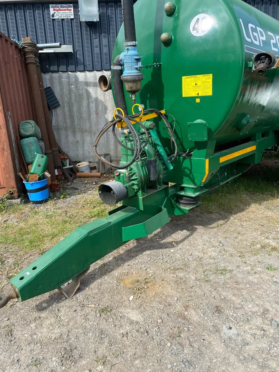 Major slurry tanker - Image 4