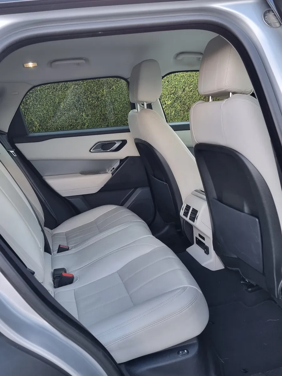 Land Rover Range Rover Velar 2018 - Image 3