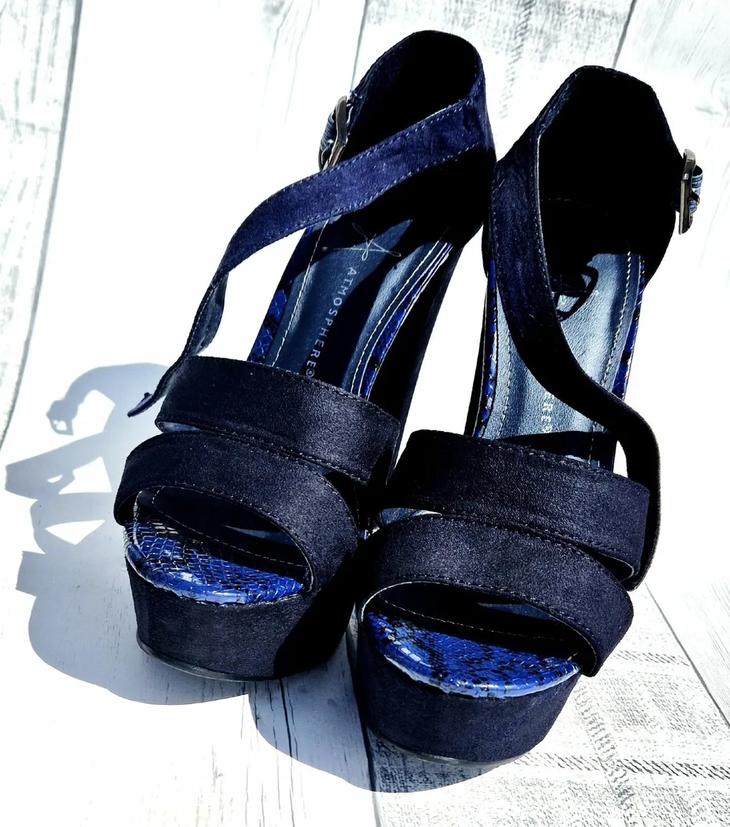 NAVY SANDLES. - Image 3