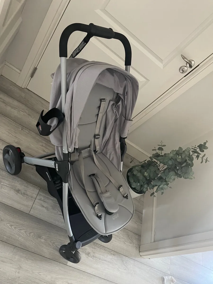 Armadillo Pushchair Buggy - Gently Used - Image 2