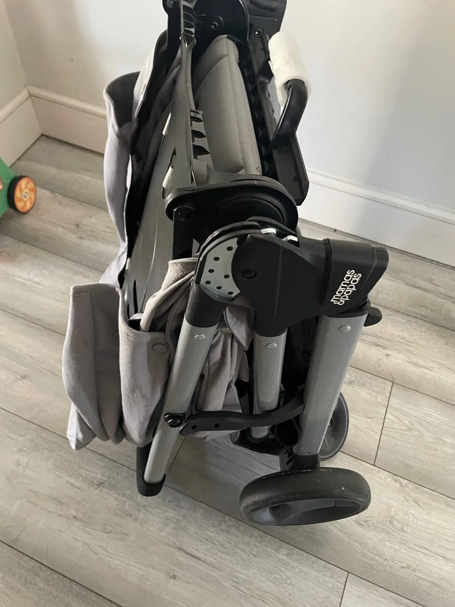 Armadillo Pushchair Buggy - Gently Used - Image 4
