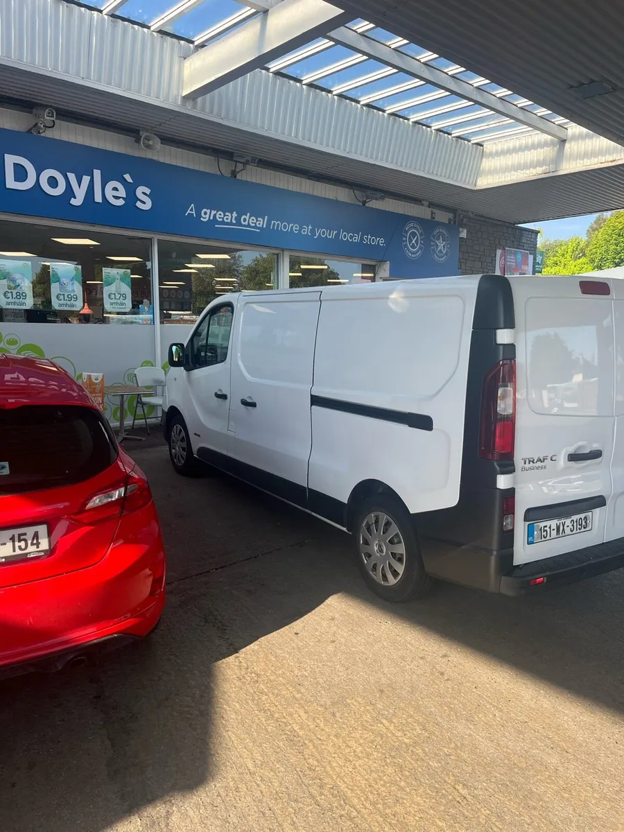 151 Renault trafic - Image 3