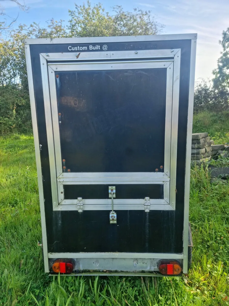 Coffee to go .. compact catering trailer - Image 4