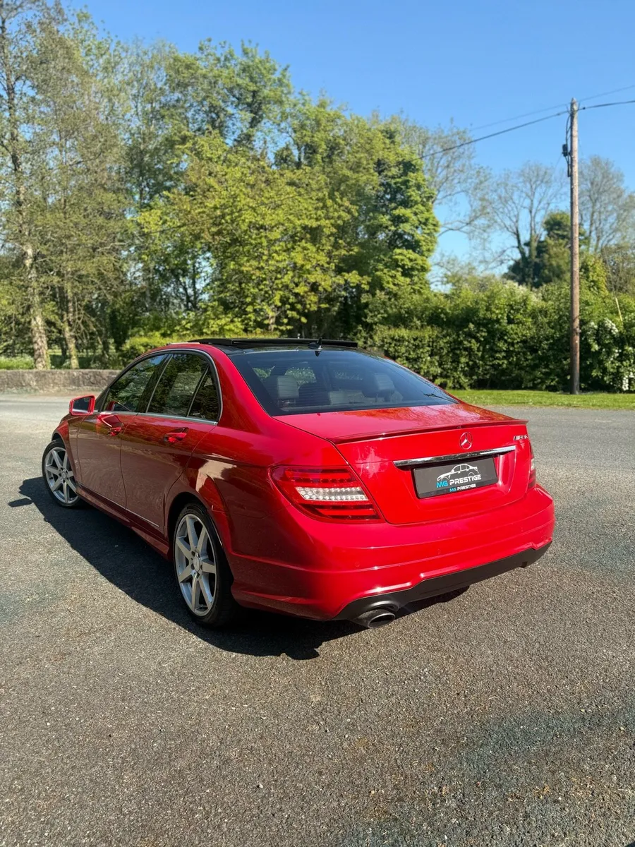 MERCEDES C220 AMG - Image 4