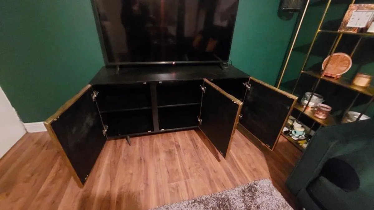 Side table/Tv Unit - Image 2