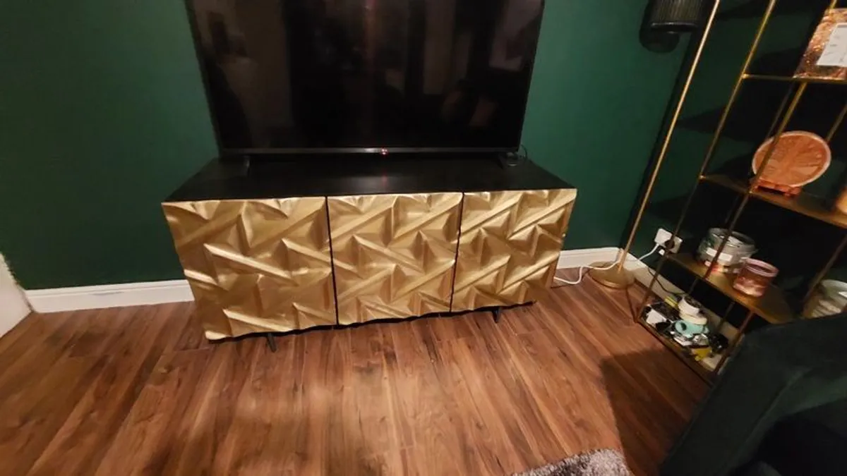 Side table/Tv Unit - Image 3