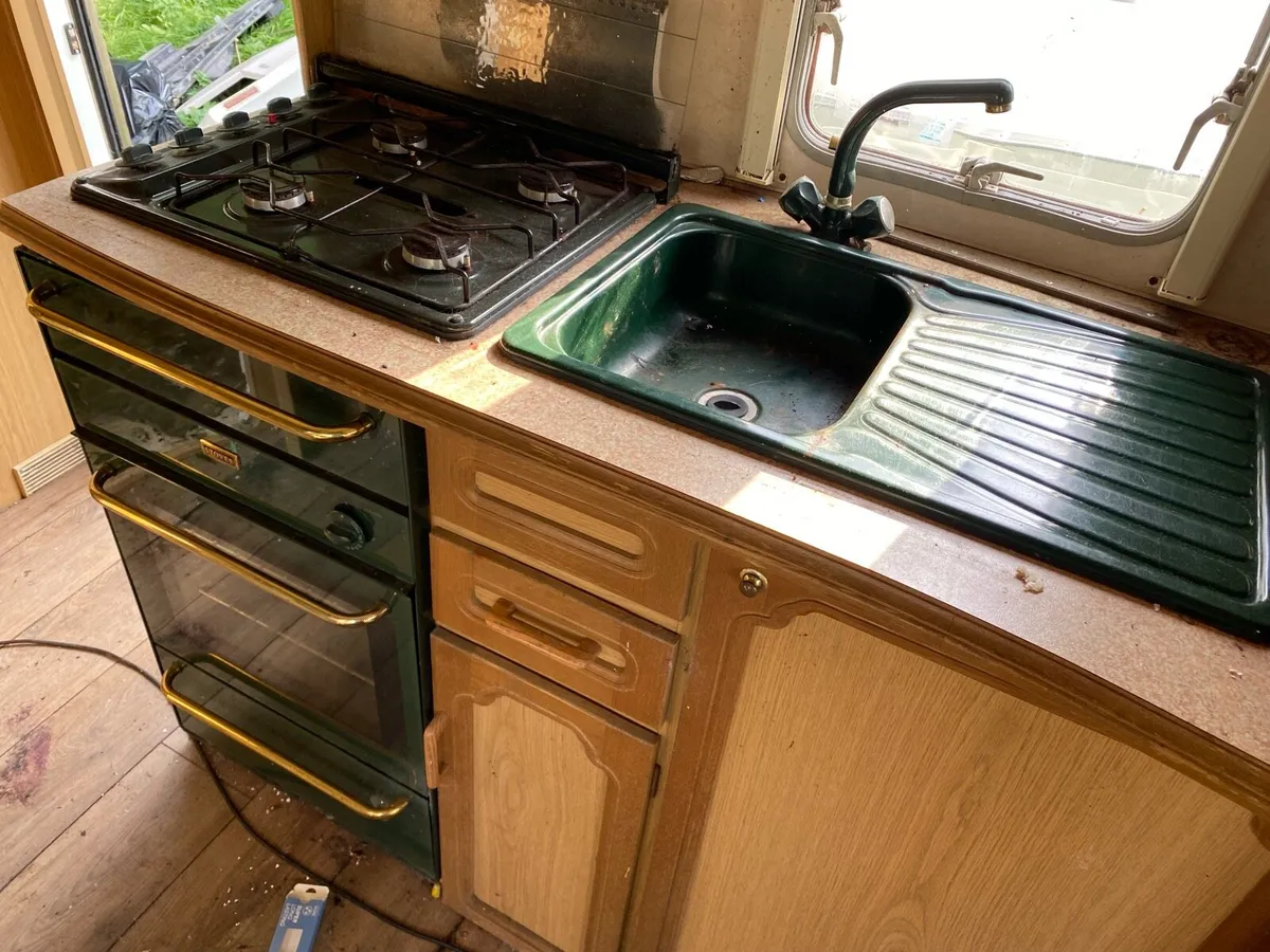 Caravan cooker,grill,hob,extractor fan & parts - Image 1