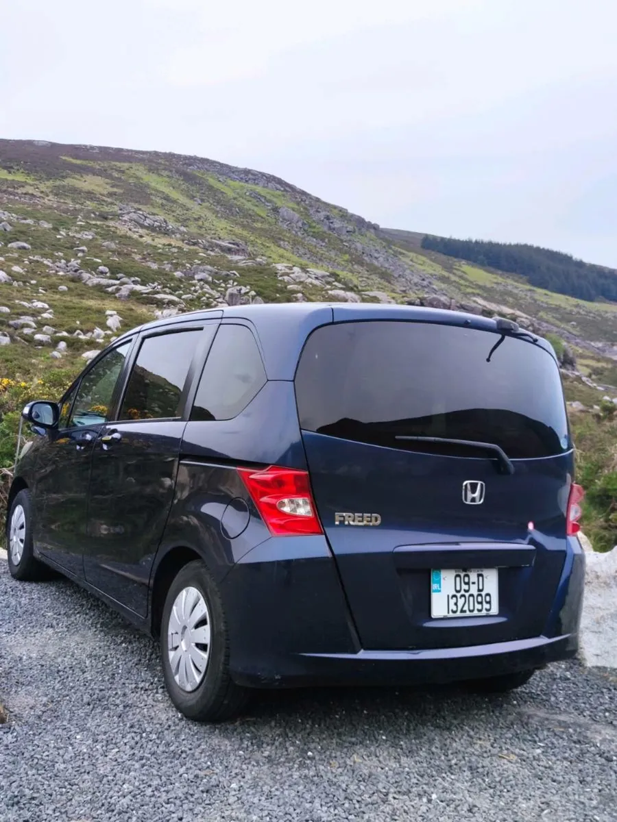 Honda  Automatic 7 seats nct /tax - Image 1
