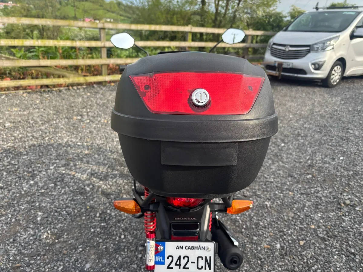 Motorcycle - Image 4