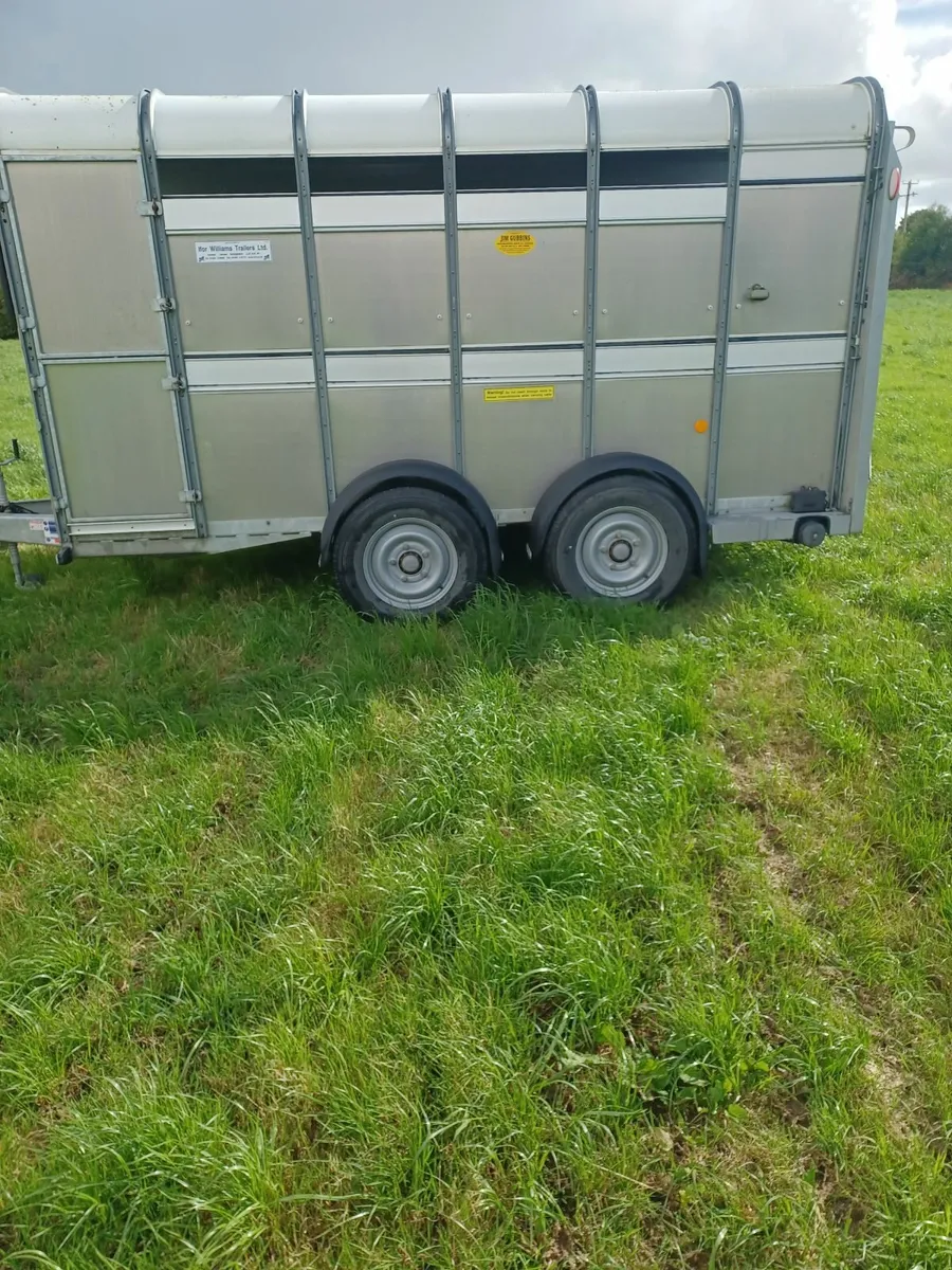 Trailers - Image 4