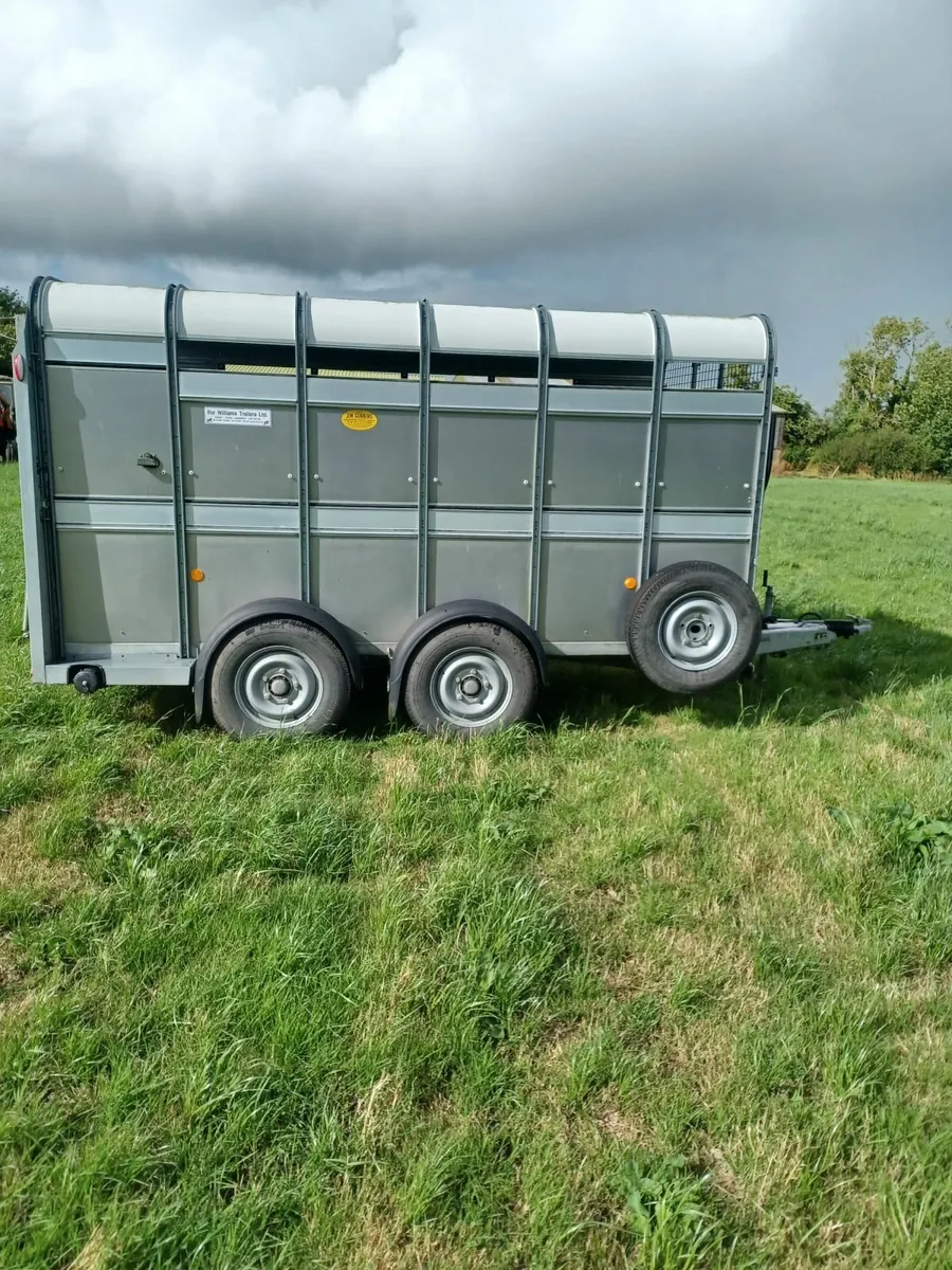 Trailers - Image 2