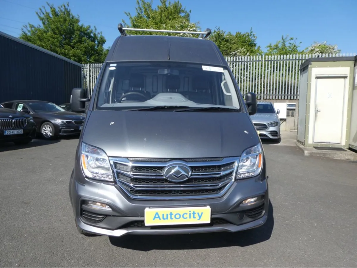 LDV V80 LHR E6 B 4DR Plus VAT - Image 3
